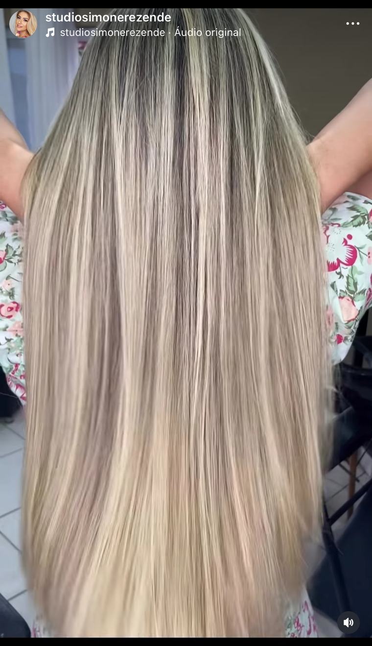 Liso e loiro iluminado