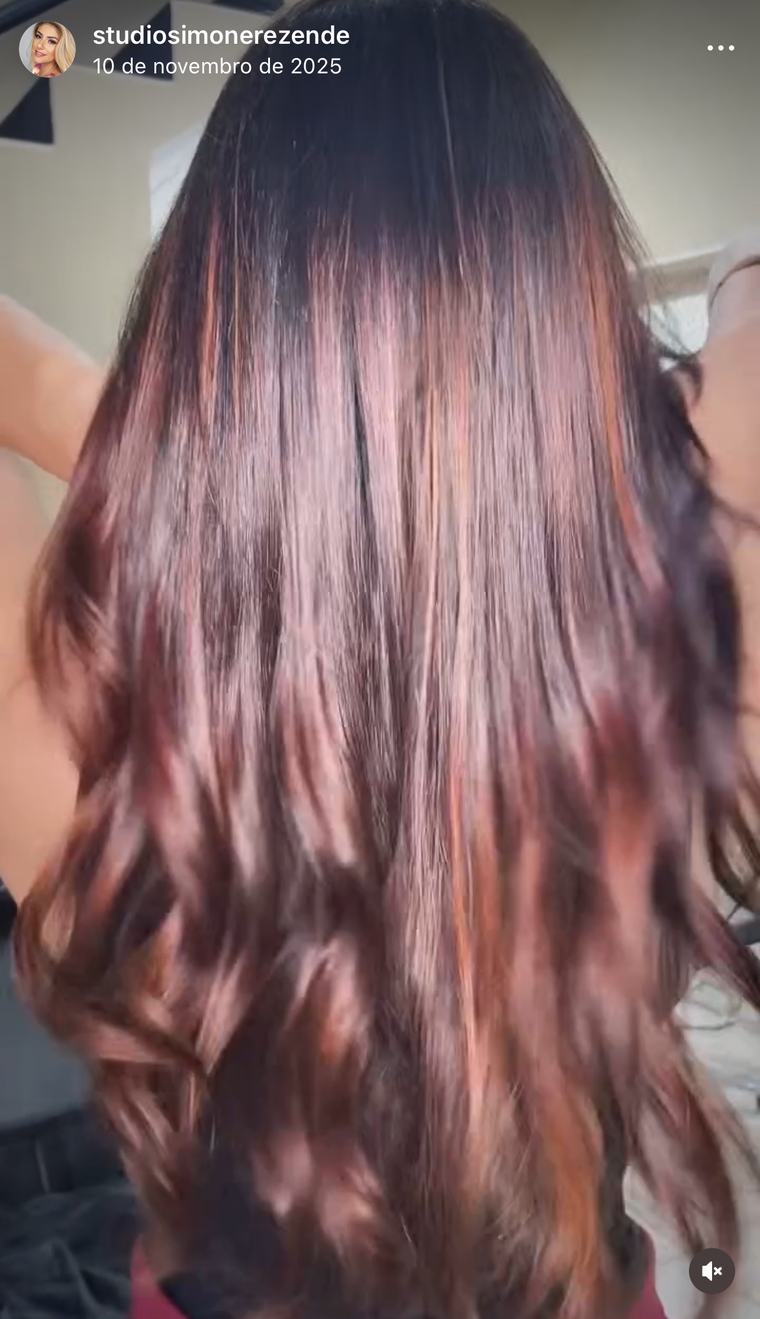 Balayage em tons avermelhados